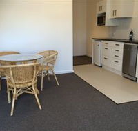 Abel Tasman Airport Motor Inn - Holiday Cairns