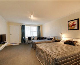 Tamar River Villas - Holiday Cairns 4
