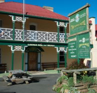 Castle Hotel - Holiday Cairns