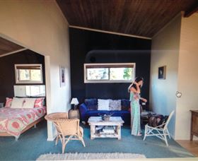 Bruny Island's Hundred Acre Hideaway - Holiday Cairns 2