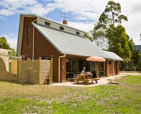 Bay Retreat Port Arthur - Holiday Cairns 0