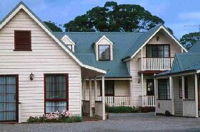 Strahan Retreat Holiday Park - Holiday Cairns 0