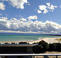 Freycinet Beach Apartments - Holiday Cairns