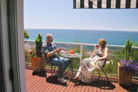 Seawatch Bed And Breakfast - Holiday Cairns 0