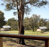 Yering Gorge Cottages - Holiday Cairns