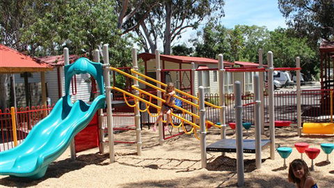 Barwon River Tourist Park - Holiday Cairns 2