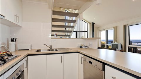 A Great Ocean Road Resort Whitecrest - Holiday Cairns 2