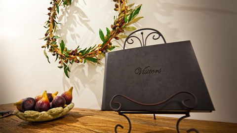 Toscano, Milano & Veneto On Olive - Holiday Cairns 2