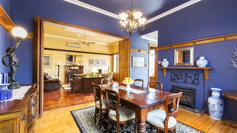 Avalon Guesthouse - Holiday Cairns 5