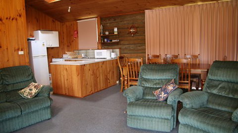 Muxy's Place - Holiday Cairns 3