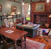 Buxton Manor - Musica Viva Apartment - Holiday Cairns