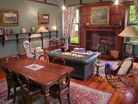 Buxton Manor - Musica Viva Apartment - Holiday Cairns 0