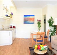 Cooinda View Bed and Breakfast - Holiday Cairns
