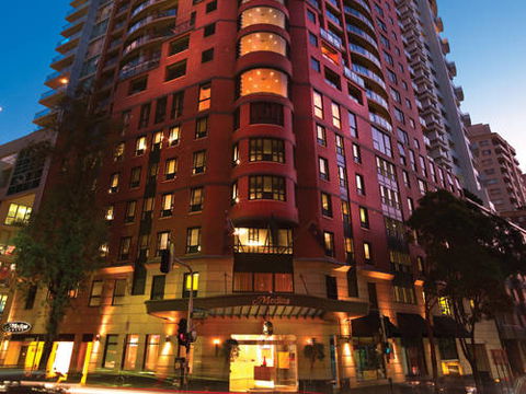 Adina Apartment Hotel Sydney - Holiday Cairns 8