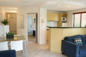 Aegean Mooloolaba - Holiday Cairns 2