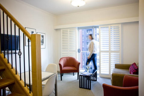 Alto Hotel On Bourke - Holiday Cairns 2