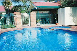 Alyn Motel - Holiday Cairns 0