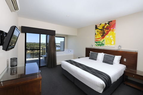 Assured Ascot Quays Apartment Hotel - Holiday Cairns 7