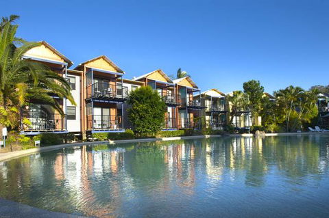 Australis Noosa Lakes - Holiday Cairns 3