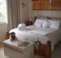 Ayr Bed and Breakfast on McIntyre - Holiday Cairns