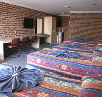 Big Trout Motor Inn - Holiday Cairns