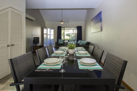 Broome Beach Resort - Holiday Cairns 2