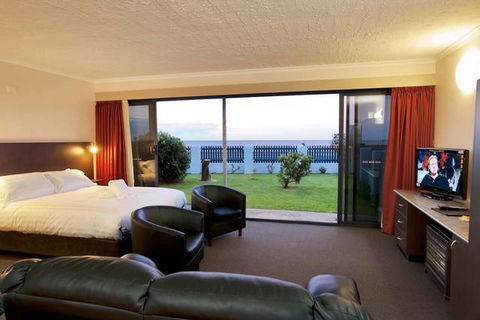 Burnie Ocean View Motel And Caravan Park - Holiday Cairns 0