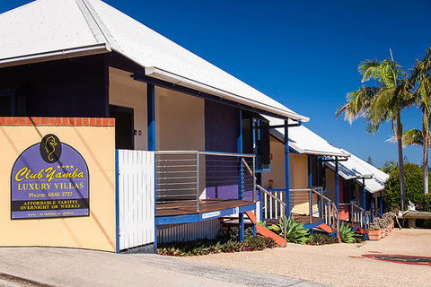 Club Yamba Luxury Hilltop Villas - Holiday Cairns 13