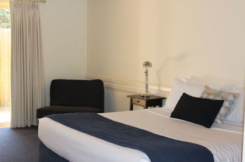 Fairways Resort - Holiday Cairns 1