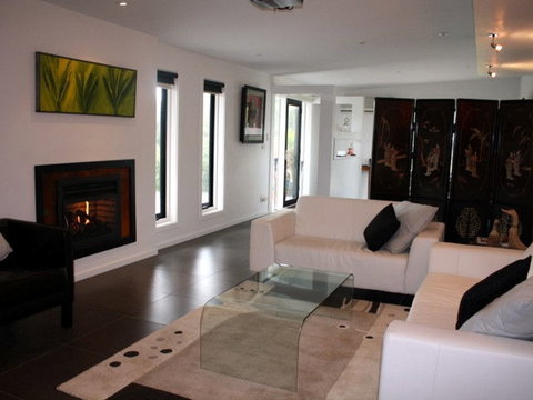 Harmony Bed And Breakfast - Holiday Cairns 1