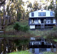 Hidden Grove Retreat - Holiday Cairns