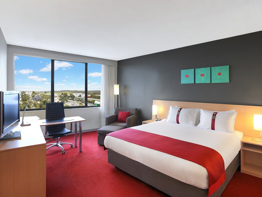 Melbourne Airport VIC Holiday Cairns