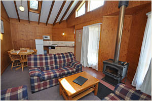 Jenolan Cabins - Holiday Cairns 1