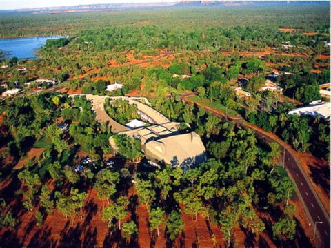 Kakadu Crocodile Hotel - Holiday Cairns 1