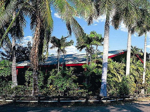 Kakadu Lodge & Caravan Park - Holiday Cairns 1