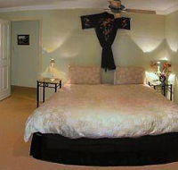 Kallora Escape Bed  Breakfast - Holiday Cairns