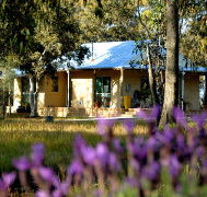 Kendenup Lodge and Cottages - Holiday Cairns