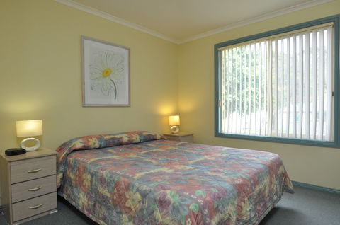 King Point Retreat - Holiday Cairns 4