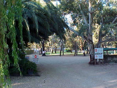 Kingston-On-Murray Caravan Park - Holiday Cairns 0