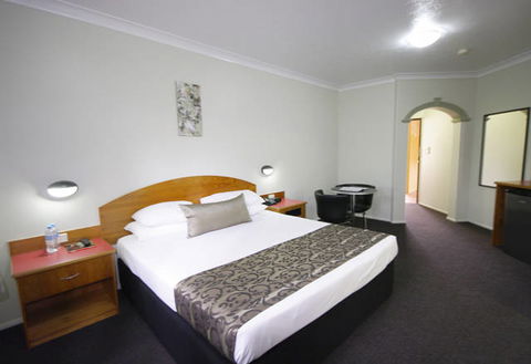 Mackay Resort Motel - Holiday Cairns 2