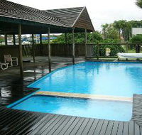 Mid Coast Motor Inn - Holiday Cairns