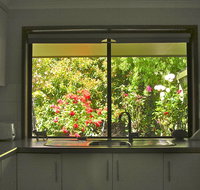 Myamba House Kyneton - Holiday Cairns