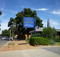 Nicholas Royal Motel - Holiday Cairns