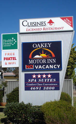 Oakey Motor Inn - Holiday Cairns 4