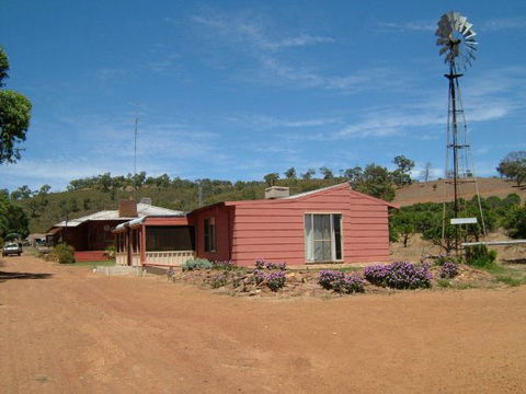Bindoons Windmill Farm - Holiday Cairns 4
