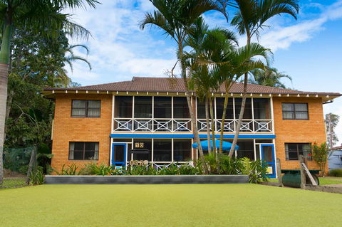 Vacation Village - Holiday Cairns 4