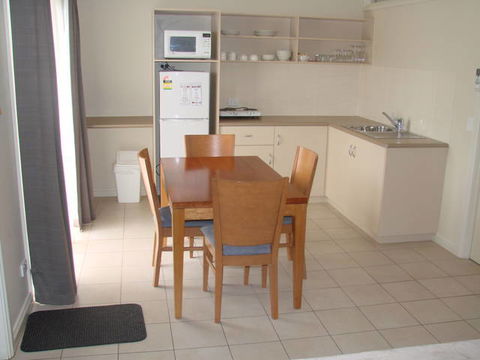 Vine Court Barossa - Holiday Cairns 0