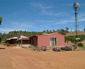 Bindoons Windmill Farm - Holiday Cairns 1