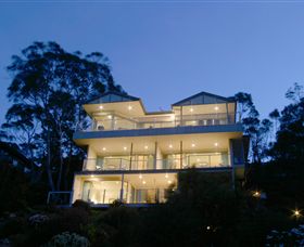 Arthurs Views - Holiday Cairns 0