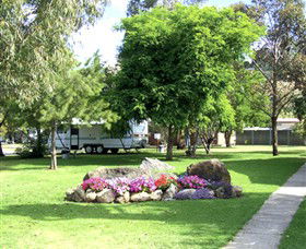 Geelong Riverview Tourist Park BIG4 - Aspen Parks - Holiday Cairns 3